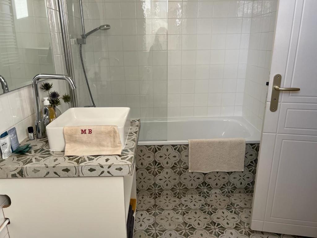 So Paris Group - Fully Serviced Apartment - Jardin Des Plantes - Heart Of Parijs Buitenkant foto
